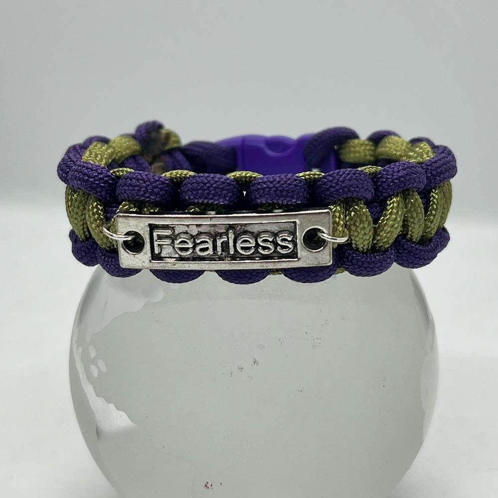 Paracord Knotted Bracelet Unisex with Charm FEARLESS